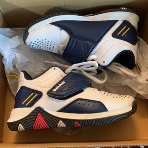 Boy Shaq Youth Basketball Sneakers